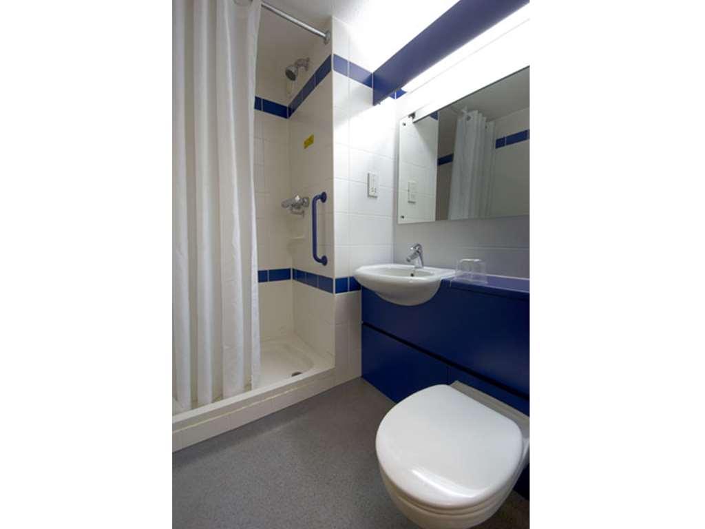Travelodge Liverpool Docks Camera foto